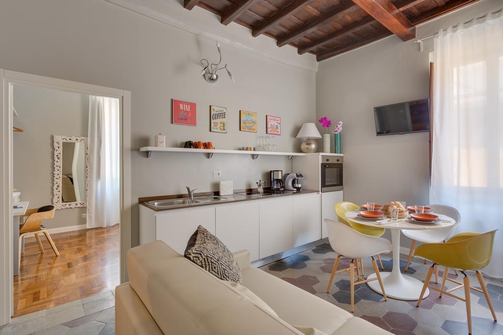 Romexperience Borgo Pio Apartment Phòng bức ảnh